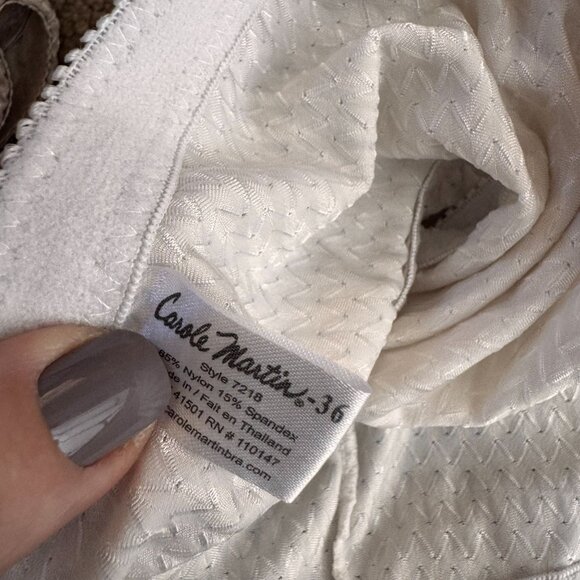 Vintage Bras Lingerie Womens 36 Front Hook Closure Stretch Fabric Nylon Set of 3 - Picture 8 of 8